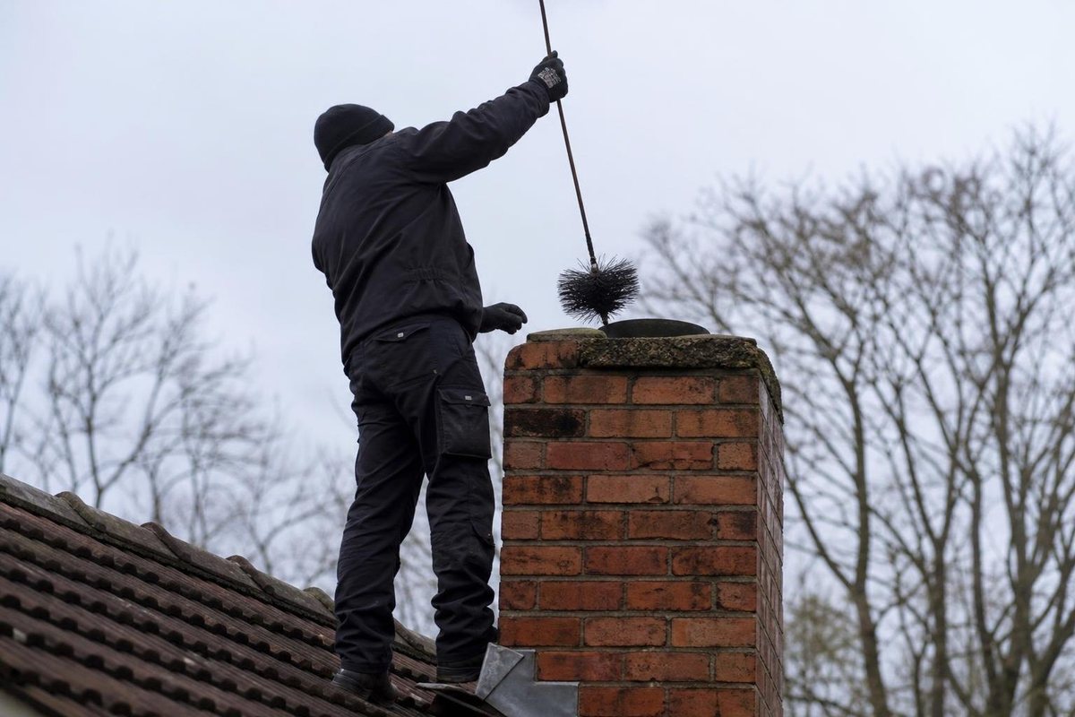 Ruiz Chimney Services in Leawood